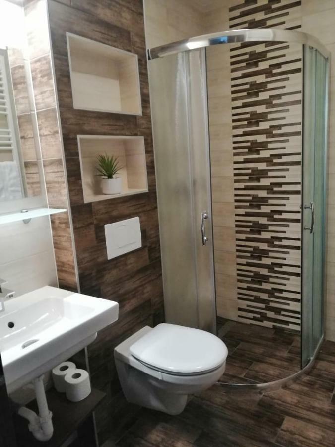 Bed and Breakfast Ludvig Panzio Виллань Экстерьер фото